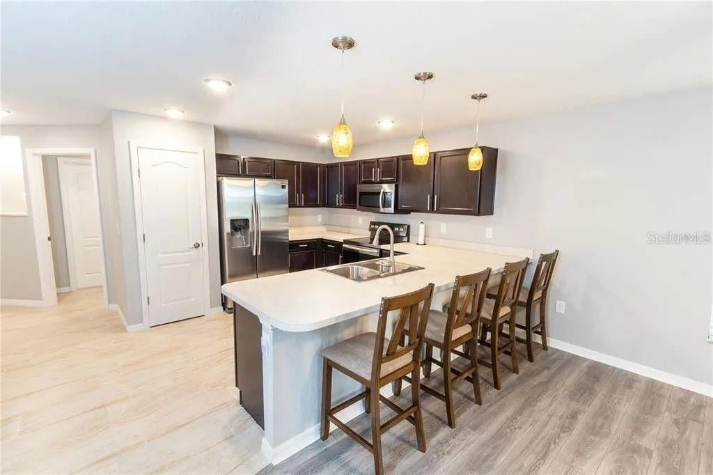 En Venta: $278,900 (3 camas, 2 baños, 1515 Pies cuadrados)