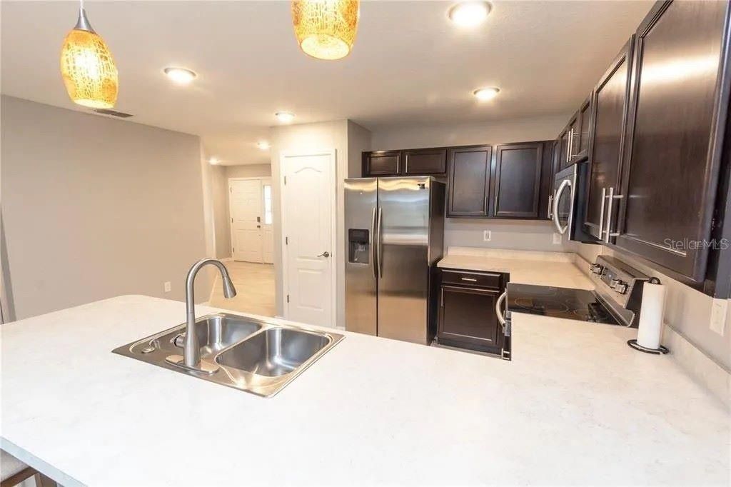 En Venta: $278,900 (3 camas, 2 baños, 1515 Pies cuadrados)