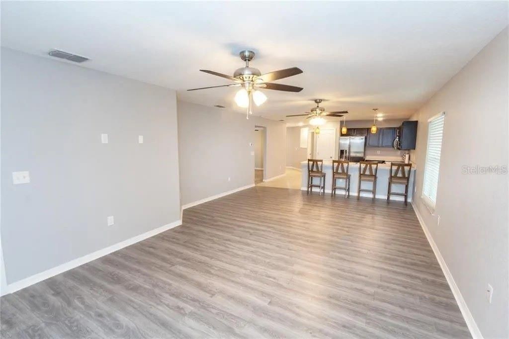 En Venta: $278,900 (3 camas, 2 baños, 1515 Pies cuadrados)