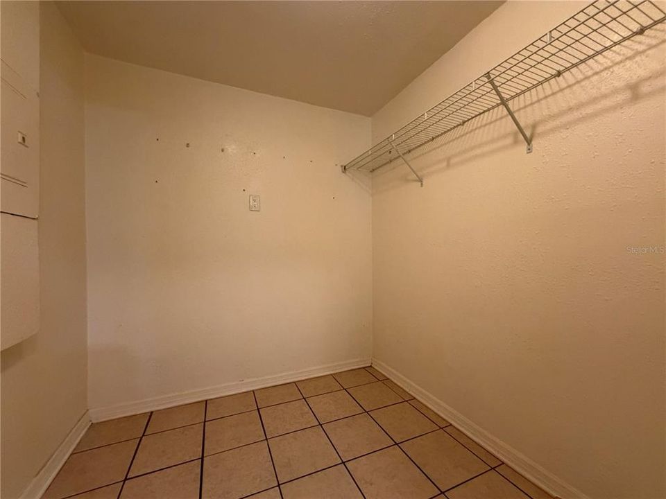 В аренду: $2,500 (3 спален, 1 ванн, 1020 Квадратных фут)