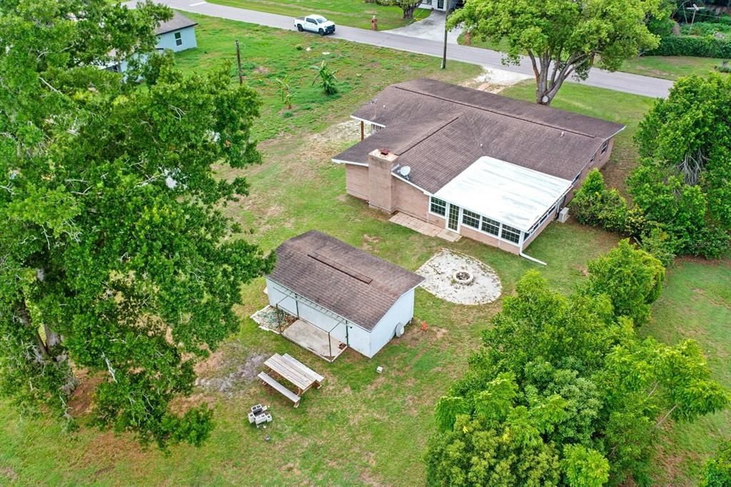 For Sale: $329,900 (2 beds, 1 baths, 1868 Square Feet)
