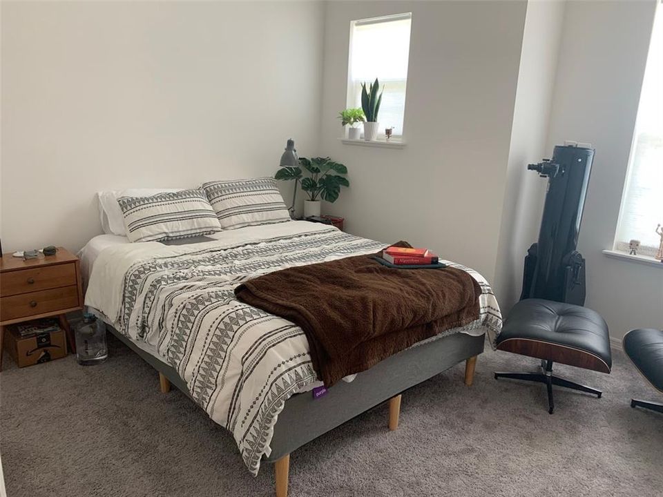For Sale: $365,000 (3 beds, 2 baths, 1988 Square Feet)