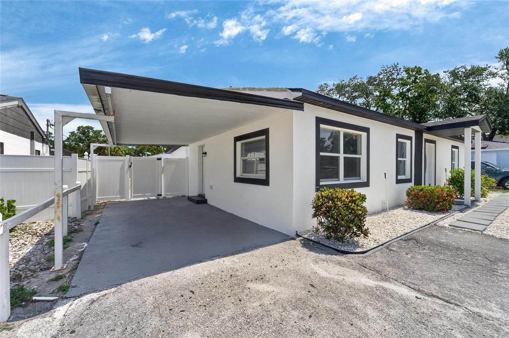 For Sale: $589,000 (3 beds, 2 baths, 1968 Square Feet)