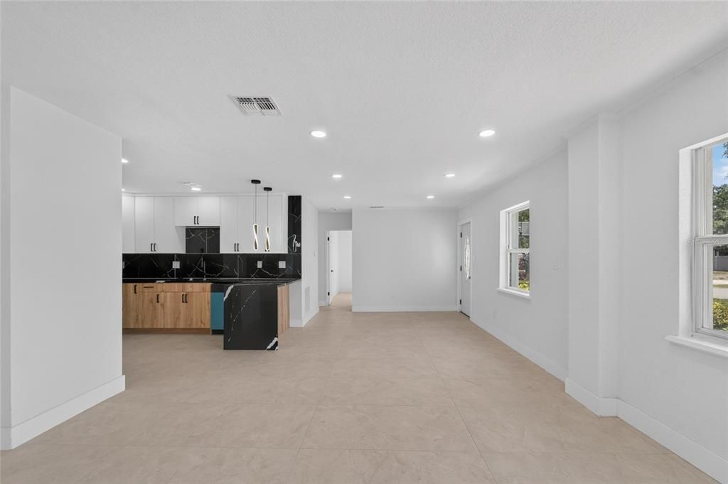 For Sale: $589,000 (3 beds, 2 baths, 1968 Square Feet)