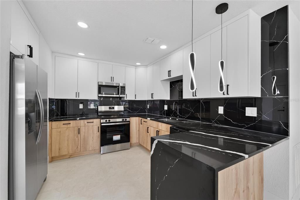 For Sale: $589,000 (3 beds, 2 baths, 1968 Square Feet)