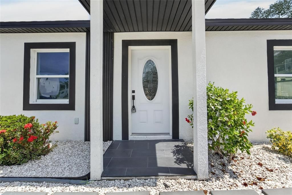For Sale: $589,000 (3 beds, 2 baths, 1968 Square Feet)