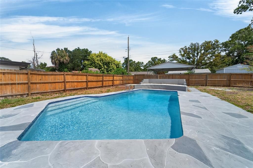 For Sale: $589,000 (3 beds, 2 baths, 1968 Square Feet)