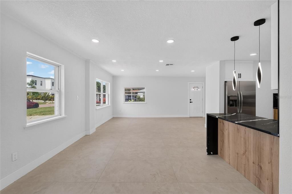 For Sale: $589,000 (3 beds, 2 baths, 1968 Square Feet)