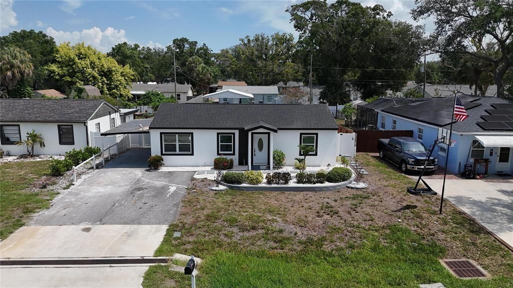 For Sale: $589,000 (3 beds, 2 baths, 1968 Square Feet)