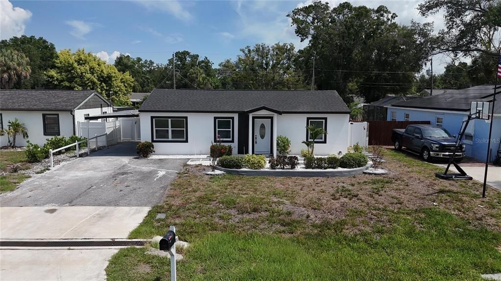 For Sale: $589,000 (3 beds, 2 baths, 1968 Square Feet)