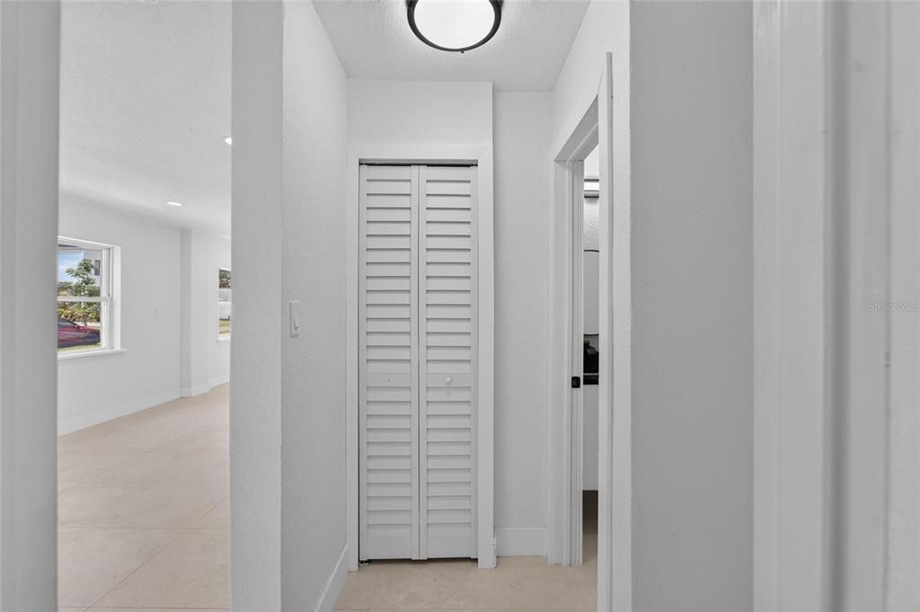 For Sale: $589,000 (3 beds, 2 baths, 1968 Square Feet)