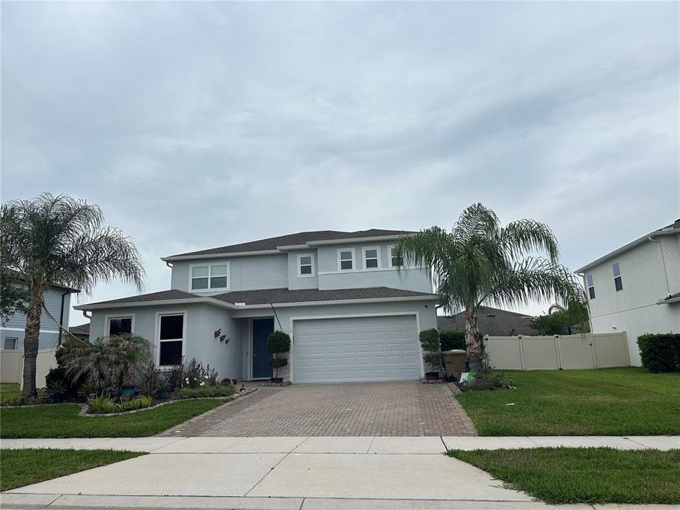 For Rent: $3,250 (5 beds, 3 baths, 2897 Square Feet)