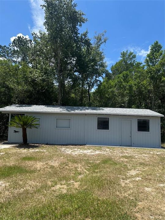 For Sale: $295,000 (3 beds, 2 baths, 1144 Square Feet)