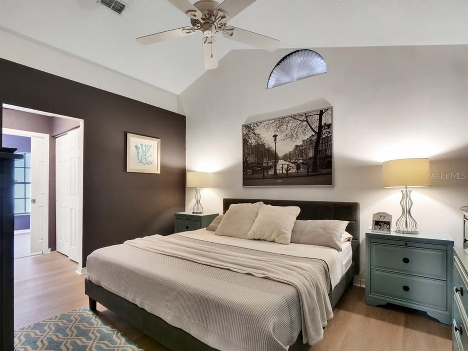 En Venta: $415,000 (4 camas, 2 baños, 1490 Pies cuadrados)