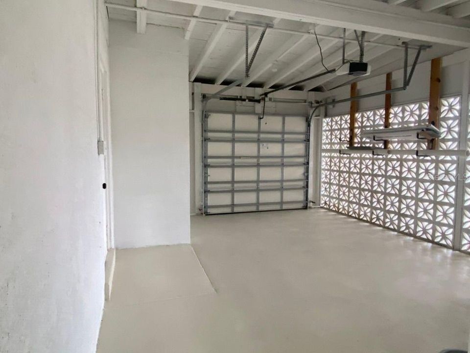 В аренду: $2,000 (4 спален, 2 ванн, 1410 Квадратных фут)