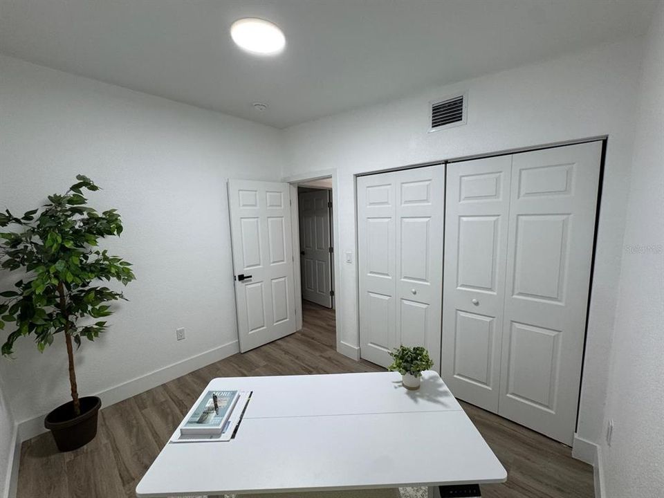 В аренду: $2,000 (4 спален, 2 ванн, 1410 Квадратных фут)