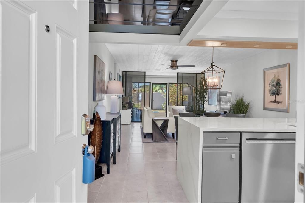 En Venta: $209,000 (2 camas, 2 baños, 1045 Pies cuadrados)
