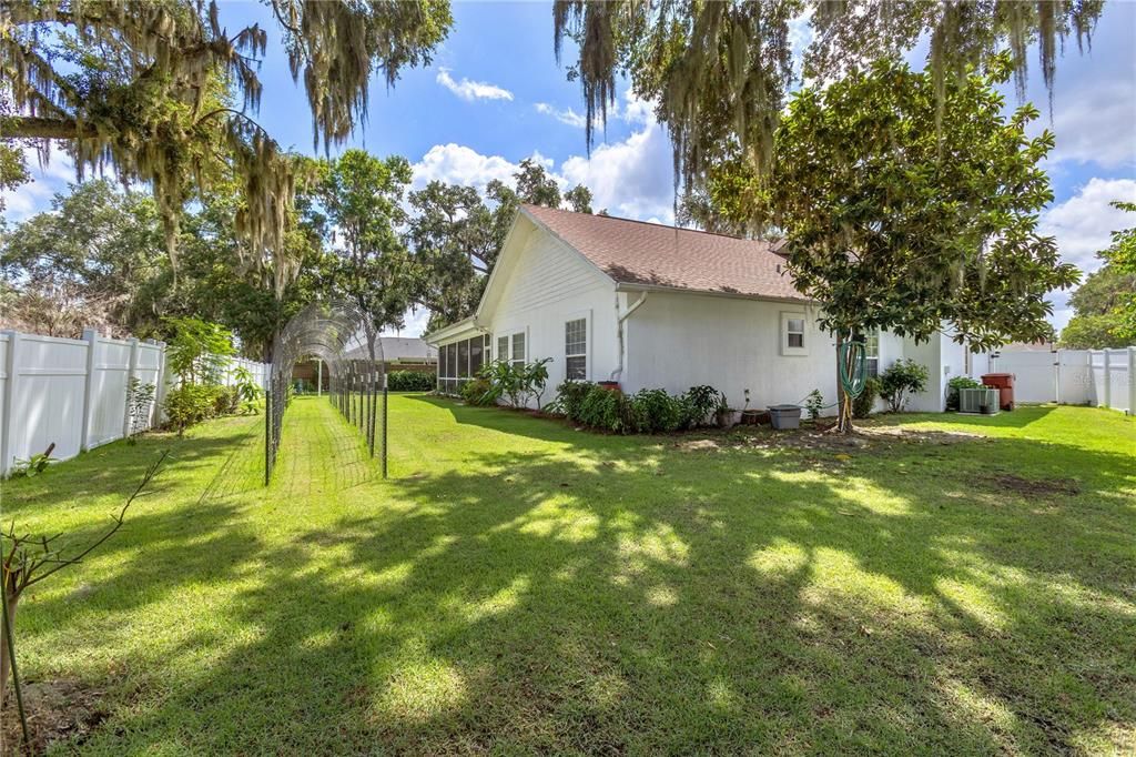 En Venta: $410,000 (3 camas, 2 baños, 2383 Pies cuadrados)