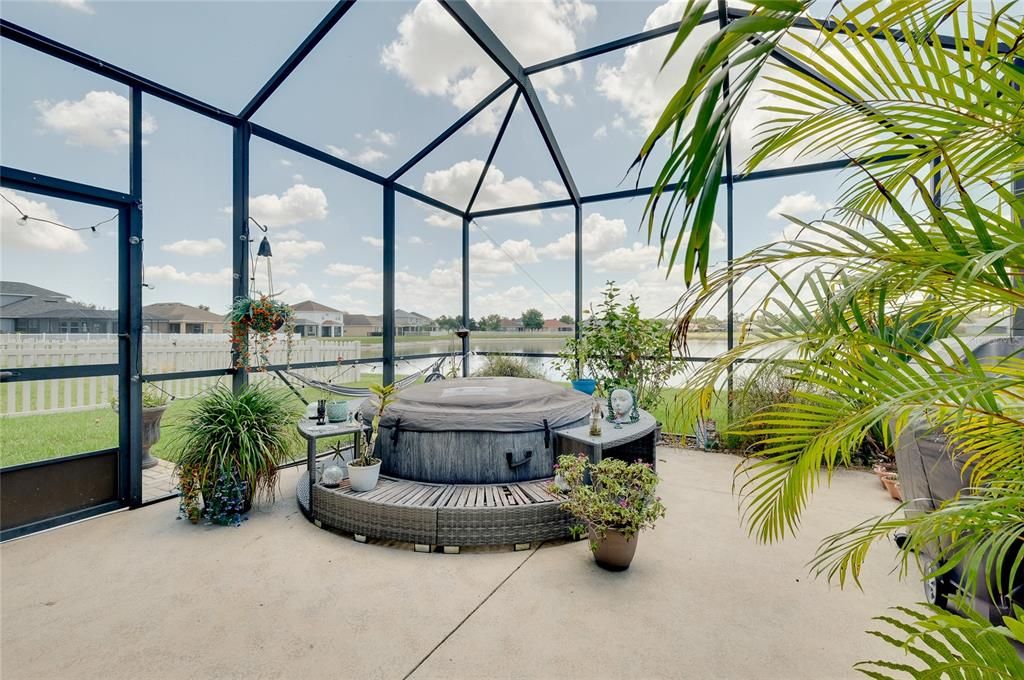 For Sale: $450,000 (4 beds, 2 baths, 2018 Square Feet)
