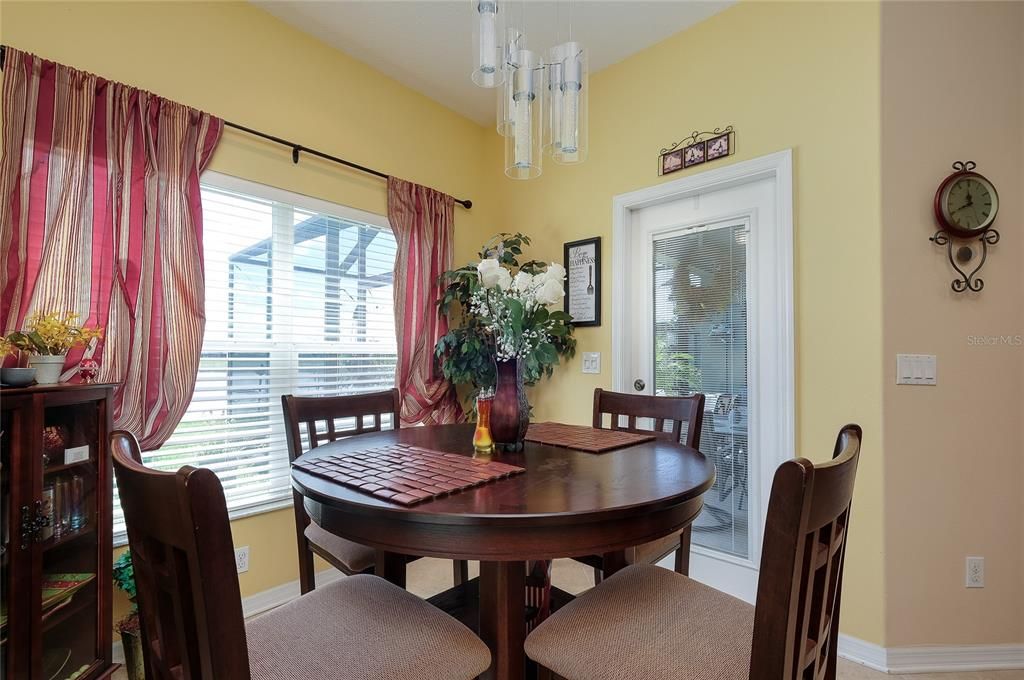 For Sale: $450,000 (4 beds, 2 baths, 2018 Square Feet)