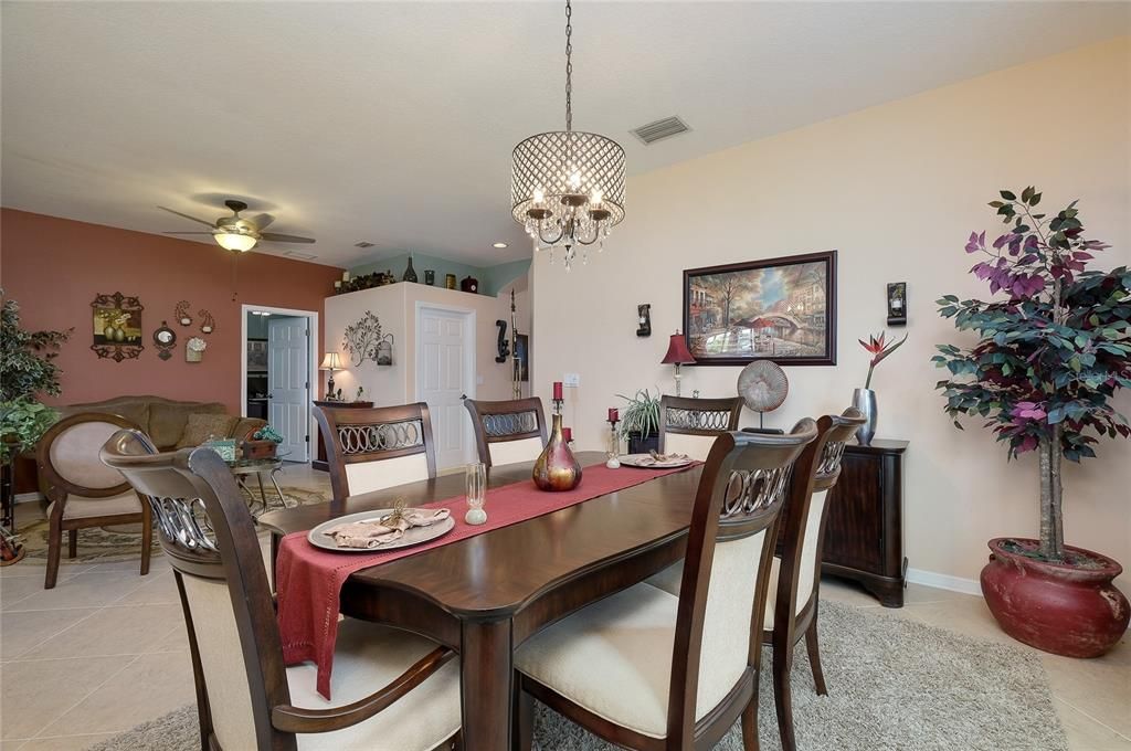 For Sale: $450,000 (4 beds, 2 baths, 2018 Square Feet)