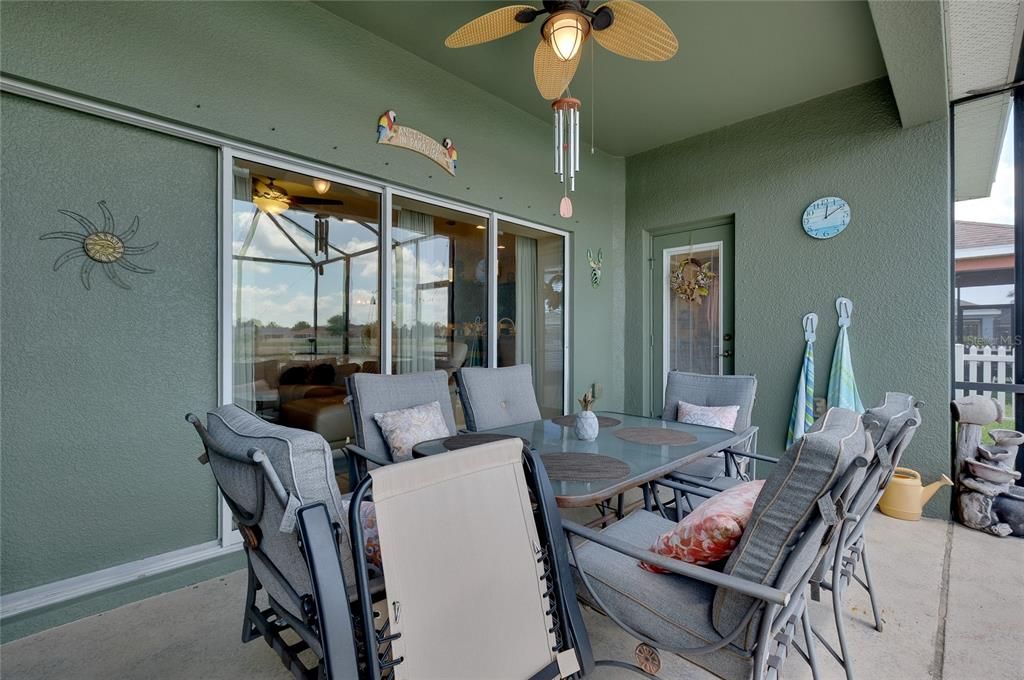 For Sale: $450,000 (4 beds, 2 baths, 2018 Square Feet)