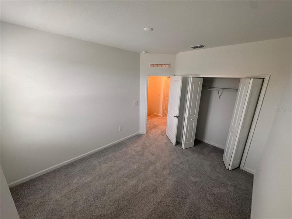 For Rent: $2,350 (3 beds, 2 baths, 1689 Square Feet)
