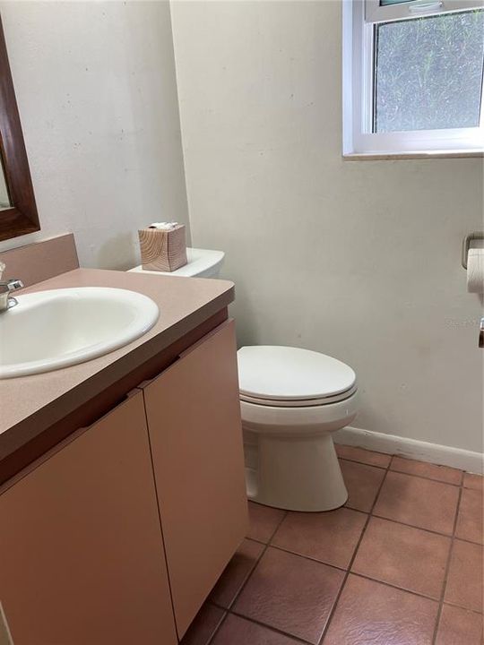 En Venta: $274,900 (2 camas, 1 baños, 979 Pies cuadrados)