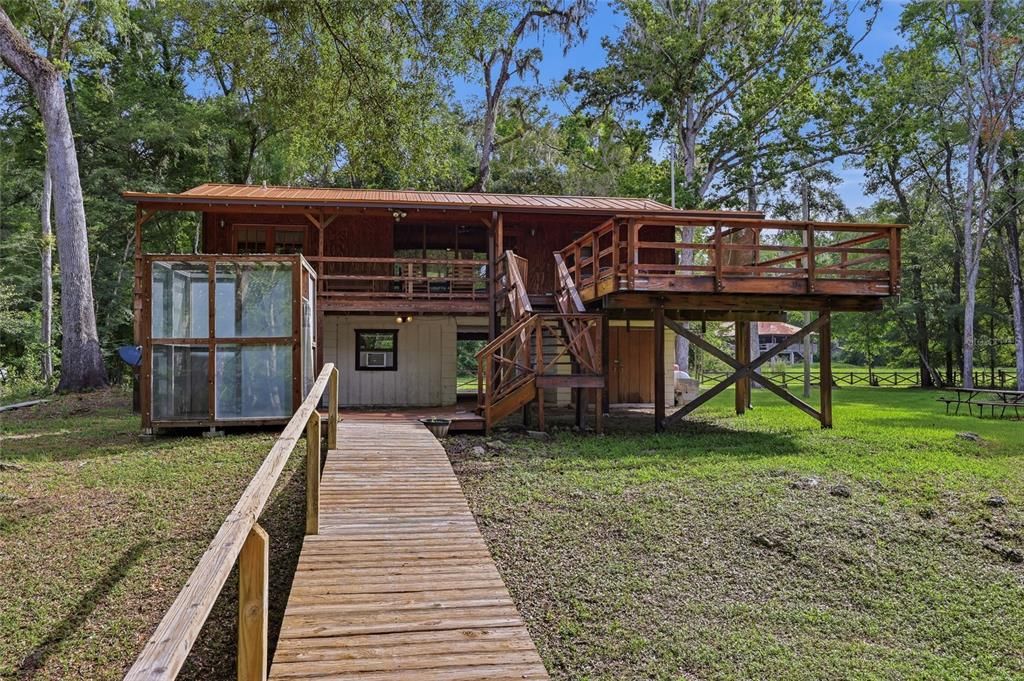 На продажу: $599,000 (2 спален, 2 ванн, 1269 Квадратных фут)