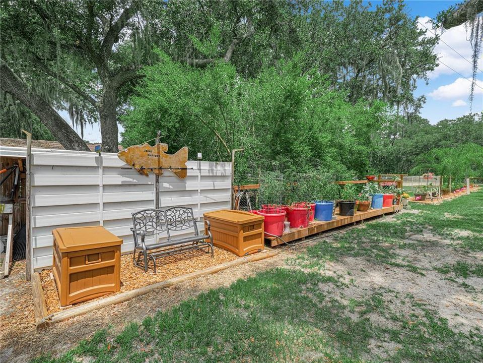 На продажу: $229,900 (3 спален, 2 ванн, 1248 Квадратных фут)