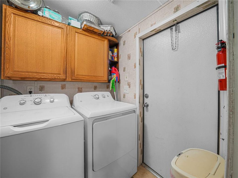 На продажу: $229,900 (3 спален, 2 ванн, 1248 Квадратных фут)