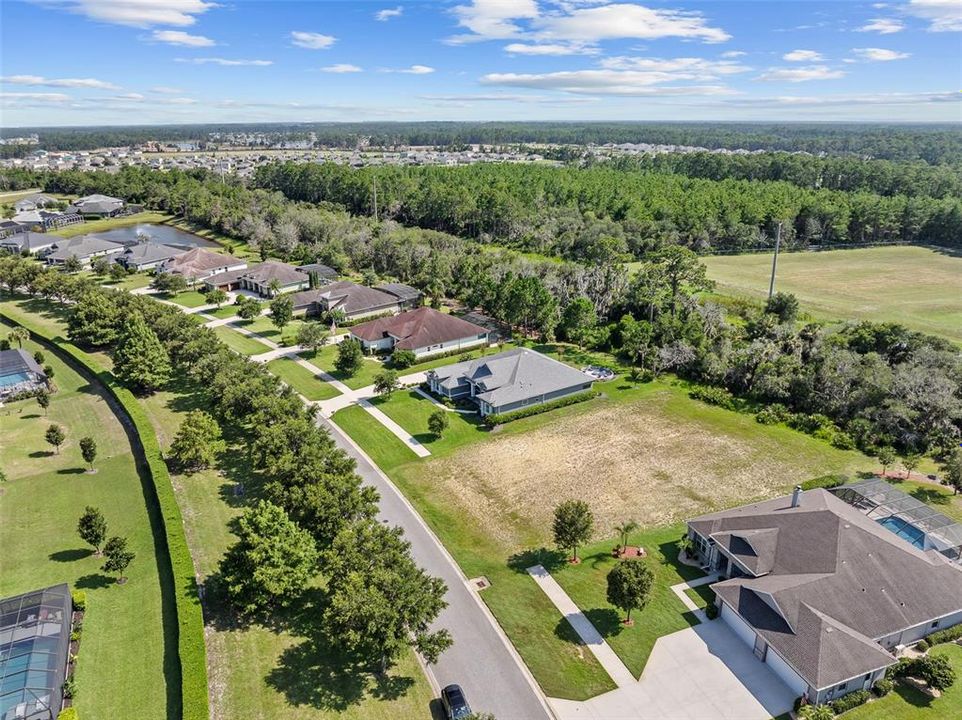 待售: $225,000 (0.41 acres)