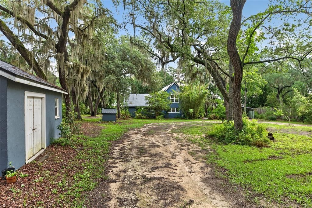 En Venta: $399,900 (3 camas, 2 baños, 2081 Pies cuadrados)