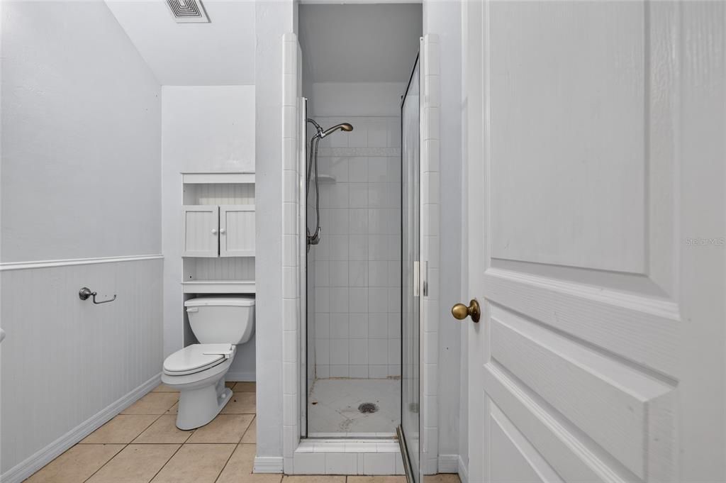 En Venta: $399,900 (3 camas, 2 baños, 2081 Pies cuadrados)