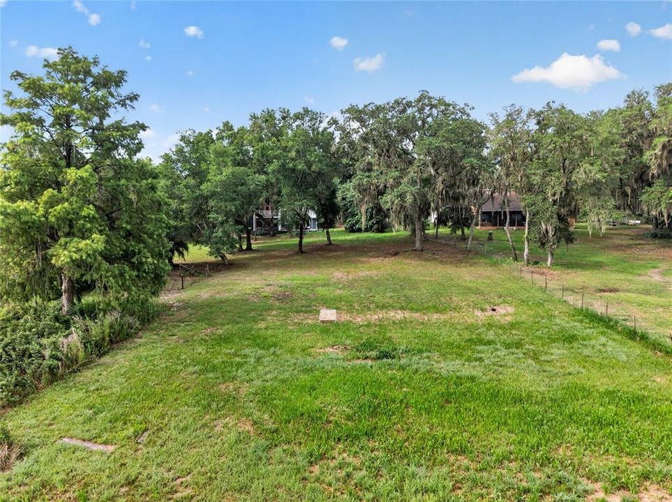 En Venta: $399,900 (3 camas, 2 baños, 2081 Pies cuadrados)