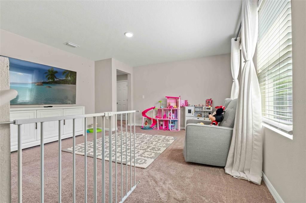For Rent: $2,900 (5 beds, 3 baths, 2471 Square Feet)