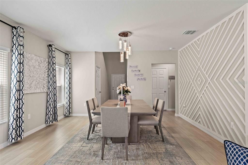 For Rent: $2,900 (5 beds, 3 baths, 2471 Square Feet)