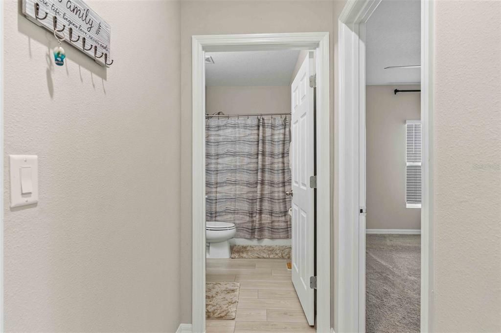 For Rent: $2,900 (5 beds, 3 baths, 2471 Square Feet)