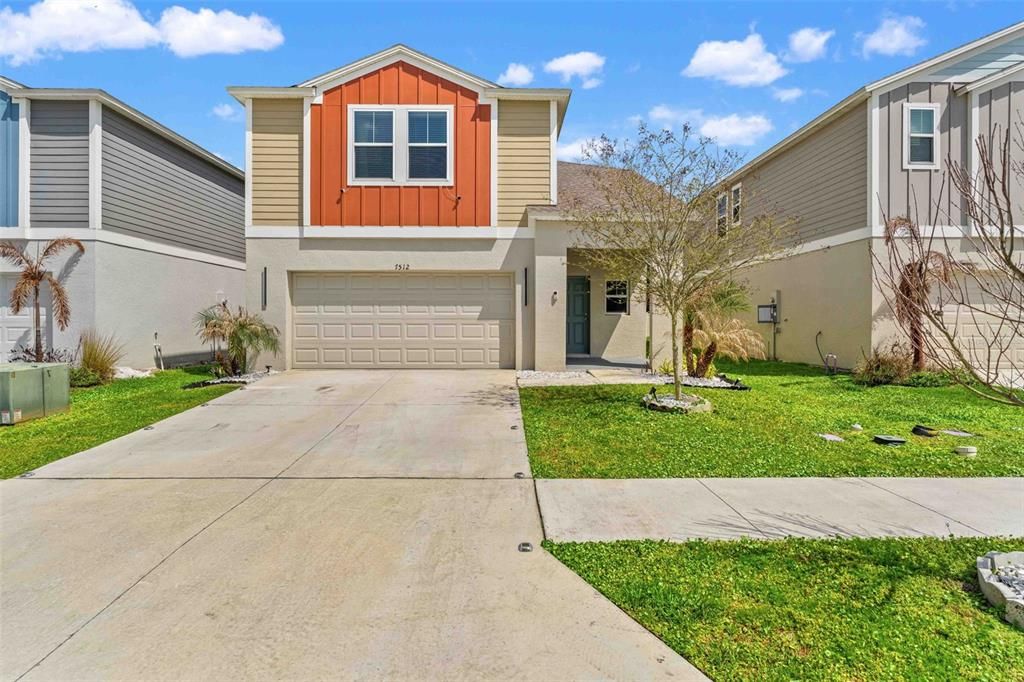 For Rent: $2,900 (5 beds, 3 baths, 2471 Square Feet)