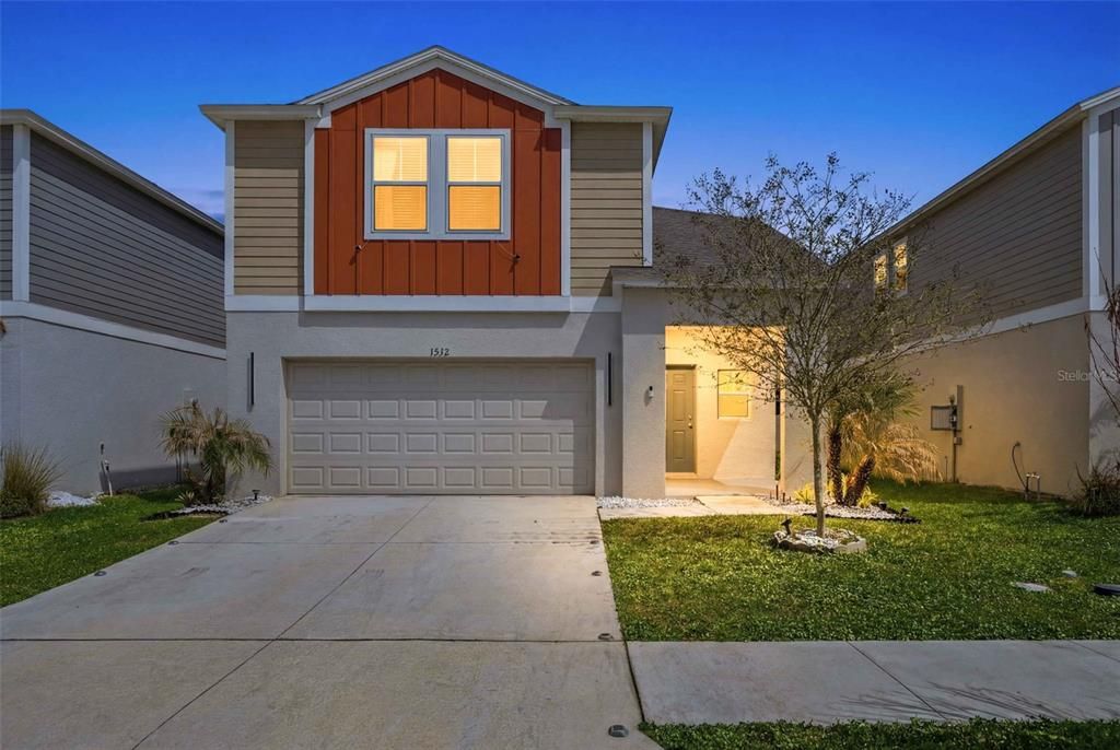 For Rent: $2,900 (5 beds, 3 baths, 2471 Square Feet)