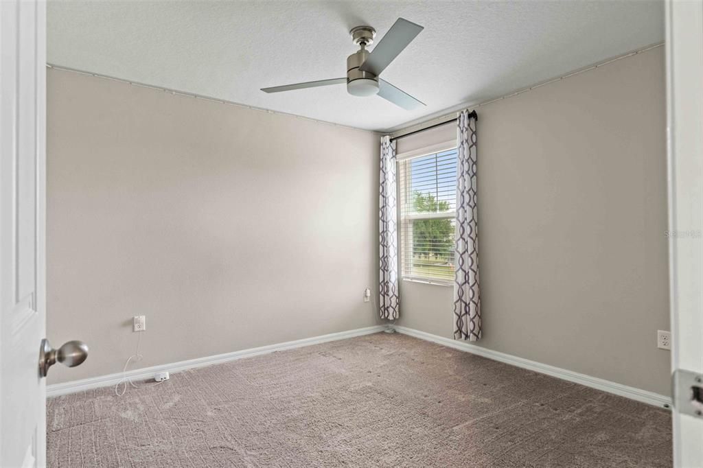 For Rent: $2,900 (5 beds, 3 baths, 2471 Square Feet)