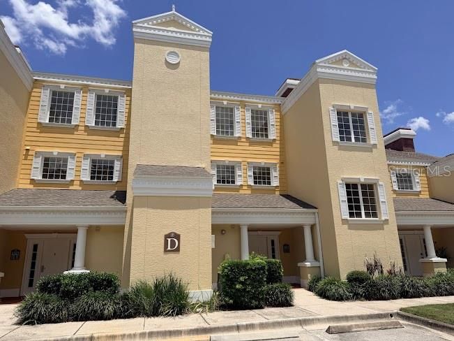 For Sale: $199,000 (1 beds, 1 baths, 823 Square Feet)