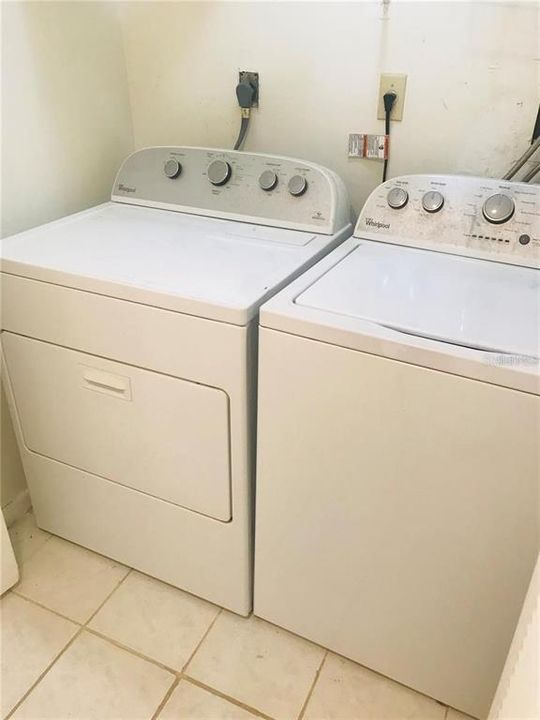 En Renta: $2,000 (3 camas, 2 baños, 1512 Pies cuadrados)