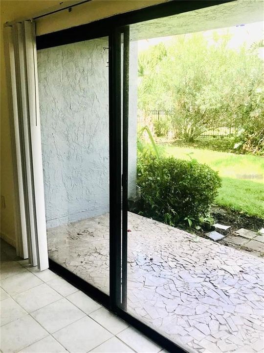 En Renta: $2,000 (3 camas, 2 baños, 1512 Pies cuadrados)