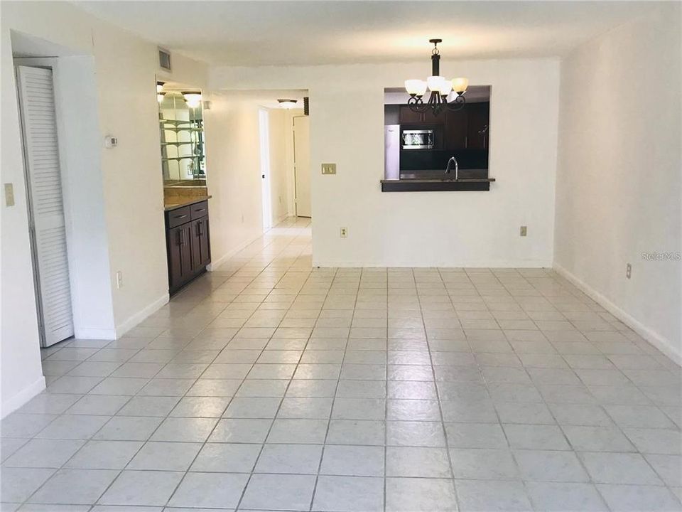 En Renta: $2,000 (3 camas, 2 baños, 1512 Pies cuadrados)
