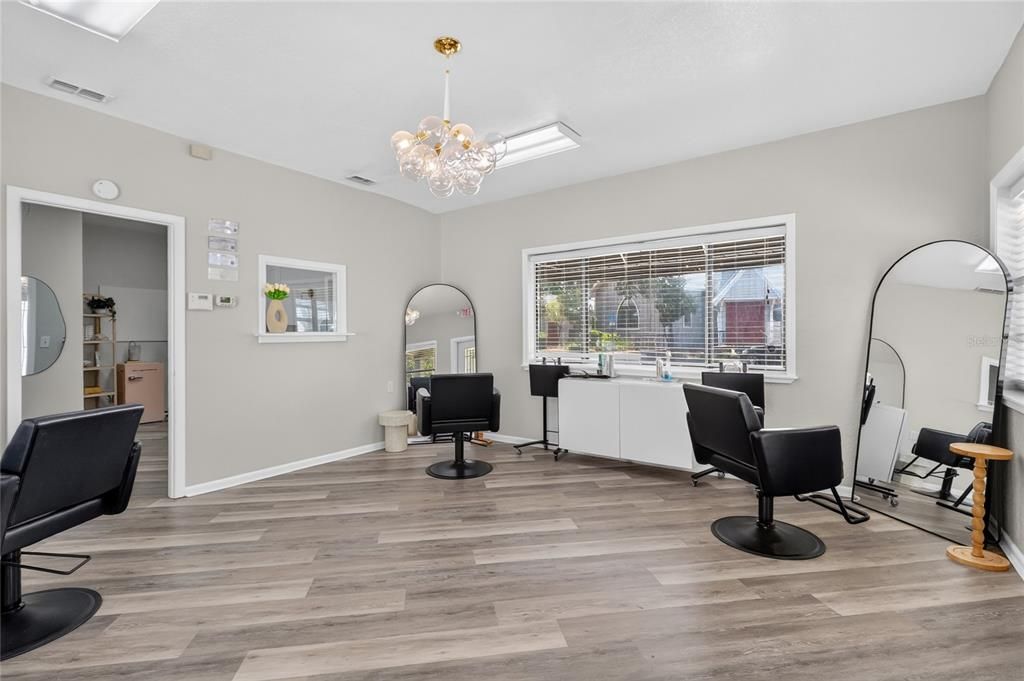 For Sale: $999,999 (0 beds, 0 baths, 5186 Square Feet)
