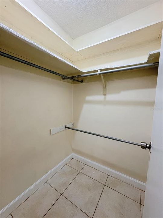В аренду: $2,200 (3 спален, 2 ванн, 1106 Квадратных фут)