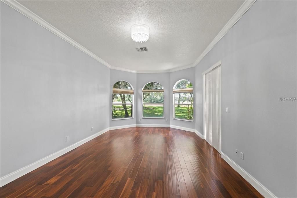 For Rent: $3,500 (4 beds, 3 baths, 2895 Square Feet)