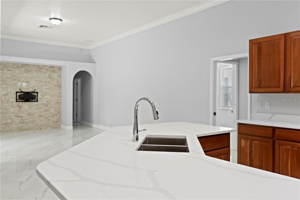 For Rent: $3,500 (4 beds, 3 baths, 2895 Square Feet)