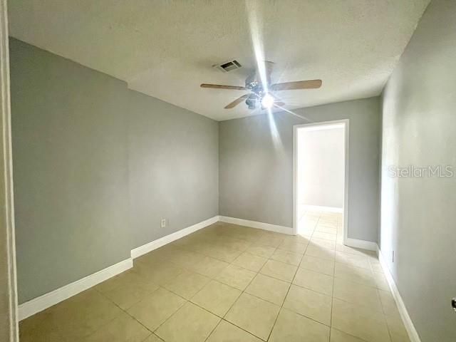 В аренду: $2,600 (5 спален, 2 ванн, 1568 Квадратных фут)